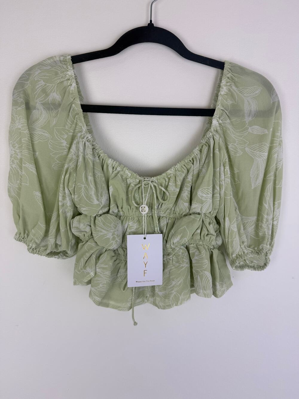 NWT Wayf Womens Avra Smocked Half Flutter Sleeve Floral Light Green Top Small